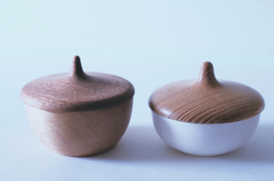 蓋付小物入れ